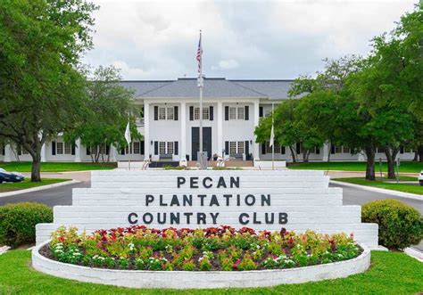 Pecan Plantation | Stunning natural beauty. Unparalleled amenities.