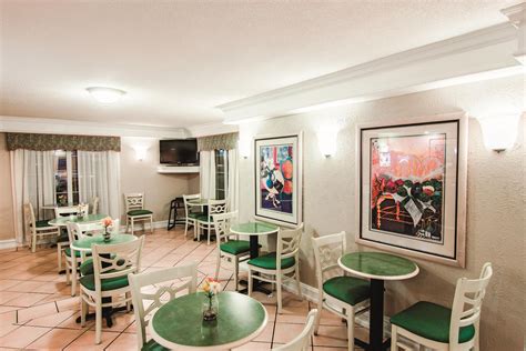 La Quinta Inn by Wyndham Indianapolis Airport Lynhurst | Indianapolis ...