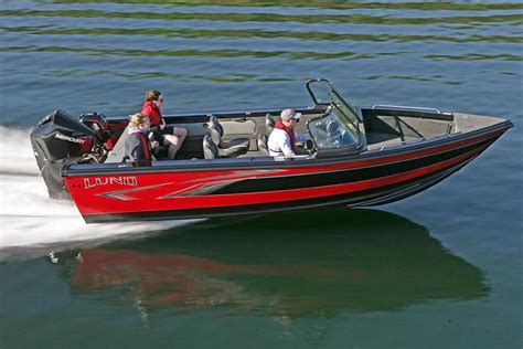 2023 Lund 2075 Tyee Magnum - Premier Boating Center