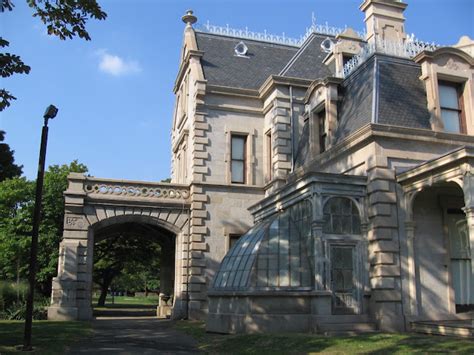 Redefining the Face Of Beauty : BEST MUSEUMS IN CONNECTICUT!