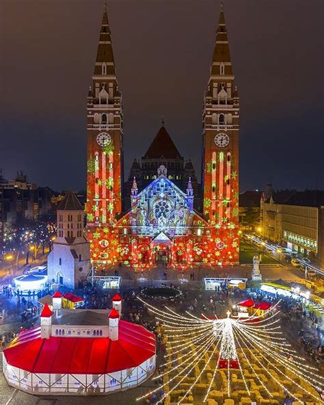 Christmas lights and market in Szeged, Hungary : r/europe