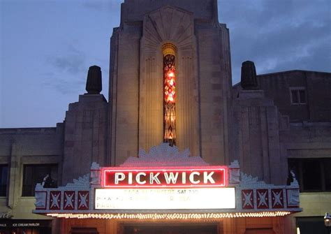 Pickwick Theatre | Chicago history, Deco, Theatre