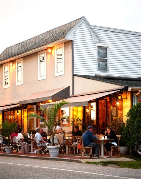 Our Favorite Hamptons Restaurants with Outdoor Dining - PureWow