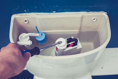 Toilet Troubleshooting: 6 Problems You Can Diagnose & Fix!