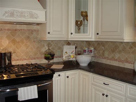 Kitchen Cabinet Pulls: Pictures, Options, Tips amp; Ideas HGTV | Top Kitchen Cabinets Collections