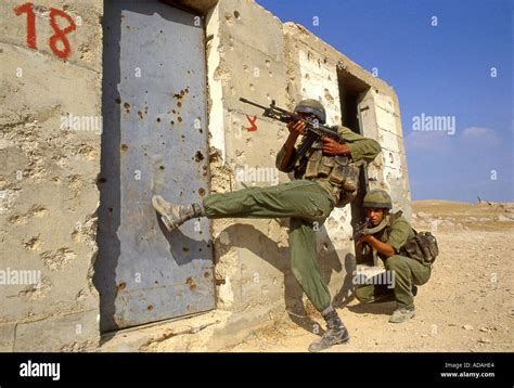 Israel Defense Forces Infantry Unit training for Urban Warfare Stock ...