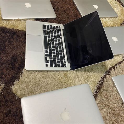 Very Clean UK Used Macbook Pro Available For Sale 2015 13inches 256gb ...