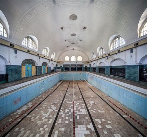 9 Haunting Photos of Abandoned Swimming Pools Across Europe - Urban ...