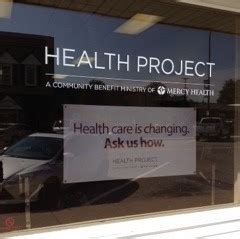 Mercy Health opens storefront office at lakeshore for uninsured | Crain's Grand Rapids Business