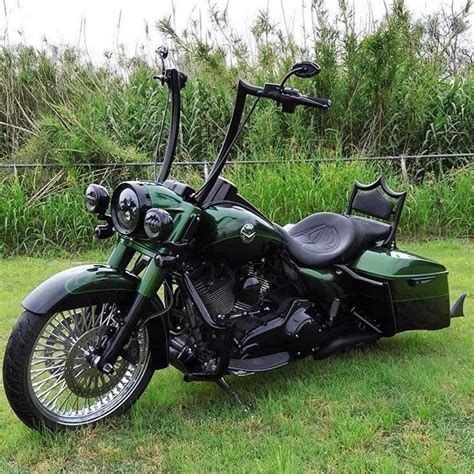 Green beauty Harley Davidson | Custom motorcycles harley, Bobber motorcycle, Harley softail