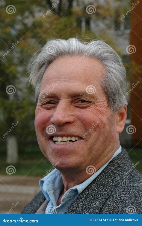 Old man. Portrait. Smiling stock image. Image of glasses - 7274747