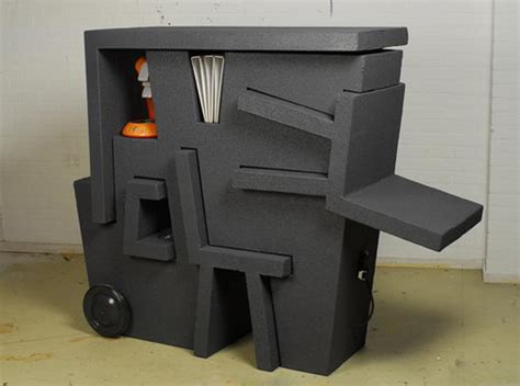 Portable Office made from EPS Foam – Design Swan