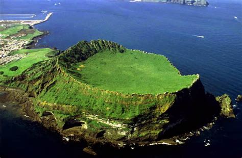 SEONGSAN LLCHULBONG VOLCANO, SOUTH KOREA: Seongsan Ilchulbong, also ...