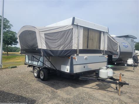 2006 Fleetwood Trailers Scorpion S1-4084 EXP RV for Sale in Newfield ...