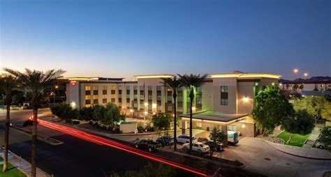 Hampton Inn Phoenix-Airport North Reviews, Deals & Photos 2024 - Expedia