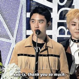 do kyungsoo’s speech at gaon chart awards 2017 (1/4) Rain Jacket, Bomber Jacket, Awards 2017 ...