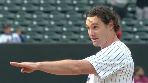 Murphy throws first pitch for Mets double header | 09/30/2023 | New York Mets