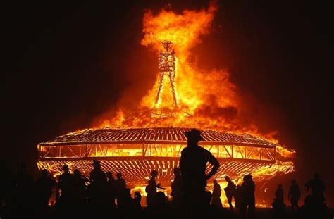 Explosive Photos of the Burning Man Spaceship in Flames | Black rock city, Burning man, Burning ...