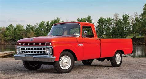 10 significant models from more than a century of Ford trucks | Ford ...