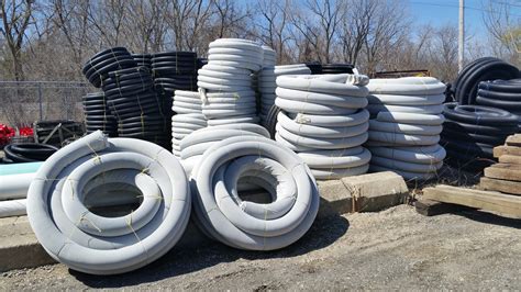 Drainage Materials for Chicago Landscaping | Menoni & Mocogni