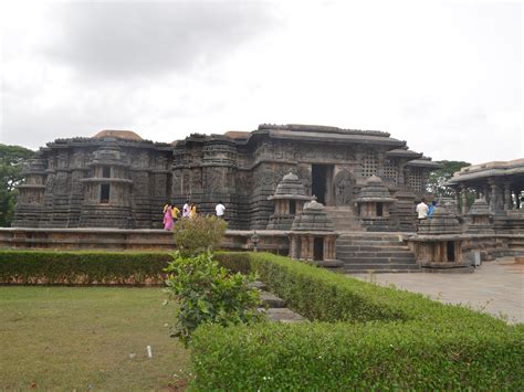 Halebidu Temple | Wall Street International Magazine