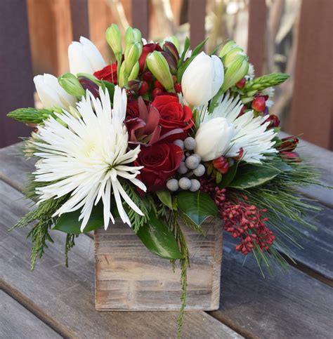 Holiday/Christmas flower box - unique gift or a table floral piece, crea… | Christmas flower ...