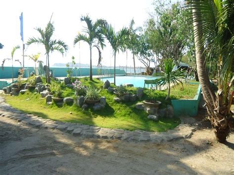 Best Price on Bali Hai Beach Resort in La Union + Reviews