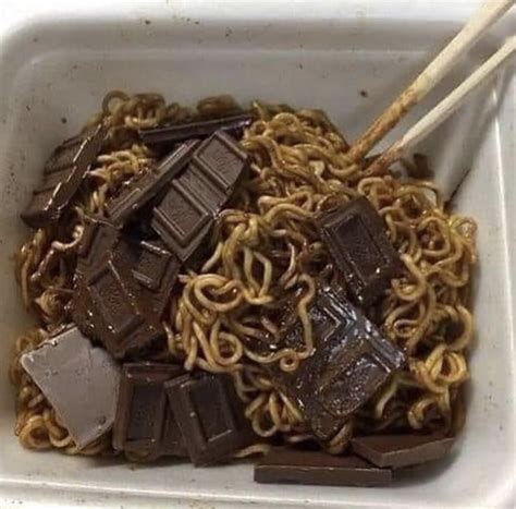 Chocolate with ramen : r/shittyfoodporn