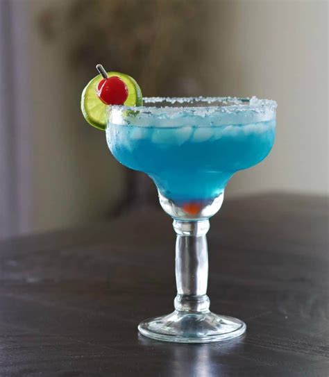 Ocean Blue Margarita Curacao Drink | Homemade Food Junkie | Curacao ...