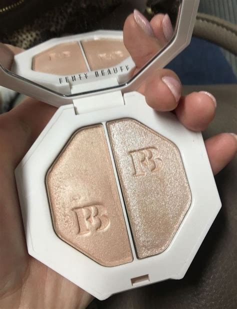 fenty beauty highlighter #BeautyTipsForEyebrows | Luxury makeup, Beauty ...