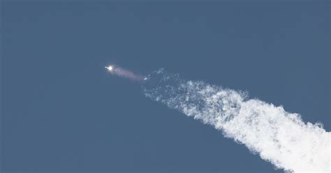 SpaceX Starship launch failed minutes after reaching space