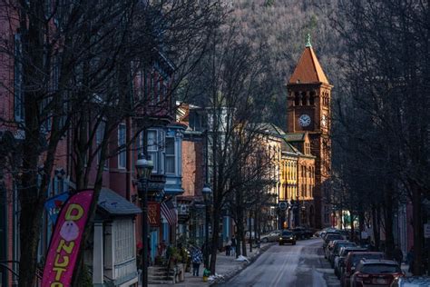 Awesome Things to do in Jim Thorpe, PA Guide - Bobo and ChiChi