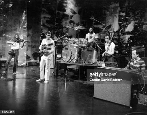 129 Mahavishnu Orchestra Photos & High Res Pictures - Getty Images