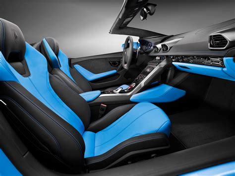 Lamborghini Huracan Spyder Interior - Car Body Design