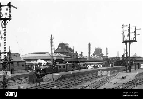 Clapham Junction, Railway Junction 1899 Stock Photo - Alamy