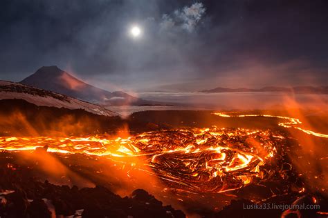 Active Volcano in Kamchatka, Russia [11 Pics] | I Like To Waste My Time