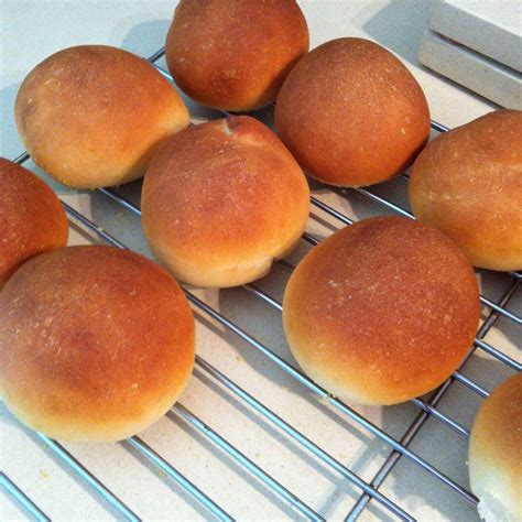 Buttermilk Rolls | Elizabeth Cooks