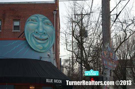 Blue Moon - Alphabet District, Portland, Oregon. | Blue moon, San francisco neighborhoods ...