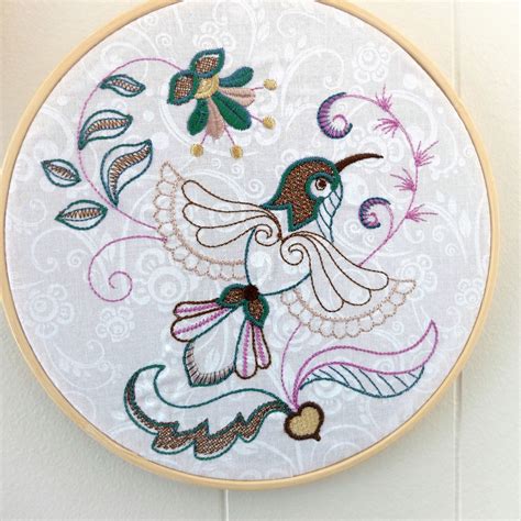 Embroidered whimsical bird in the hoop, wall hanging, bird hoop art, 6.5 inch round Bird ...