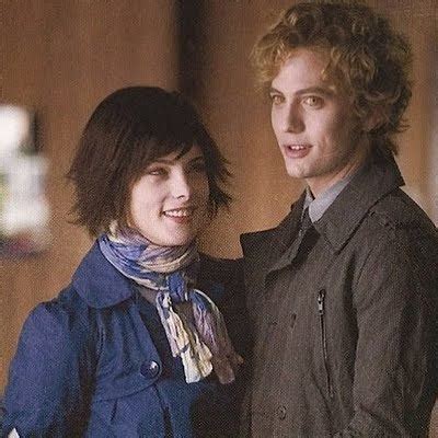 Alice and Jasper "Jalice"- The Twilight Saga, looking into each others ...