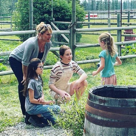 Katie (Baye McPherson) Lisa Lyndy Parker (Ava Tran). BTS S15 Grey Anatomy Season 10, Heartland ...