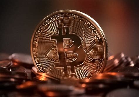 Is Bitcoin Better Than Gold? - Investing - The Finance Gourmet