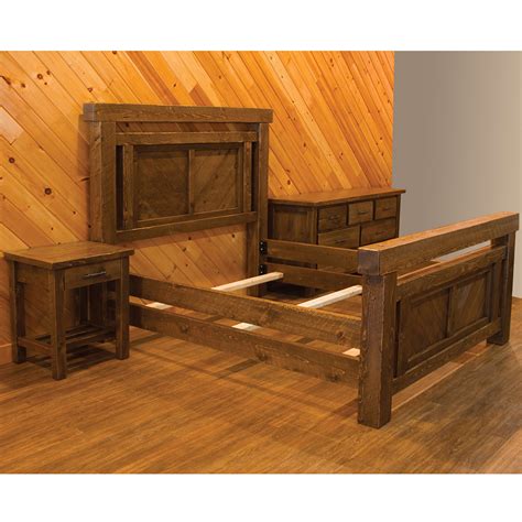 Indian Creek Panel Amish Bedroom Furniture Set - Rustic | Cabinfield