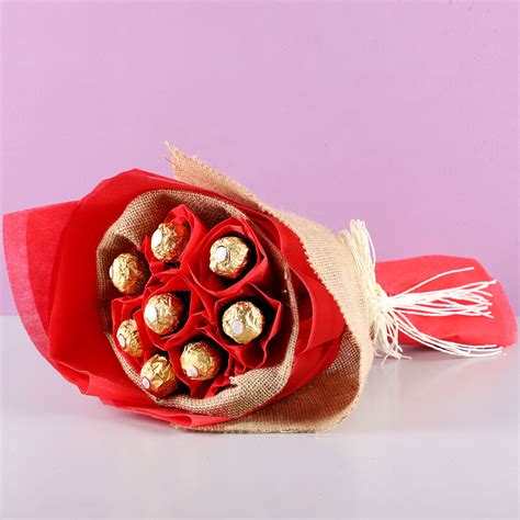 Buy/Send 8 Ferrero Rochers Bouquet Online- Ferns N Petals