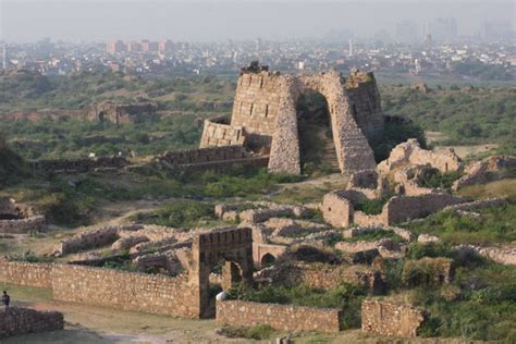 Tughlaqabad Fort Historical Facts and Pictures | The History Hub