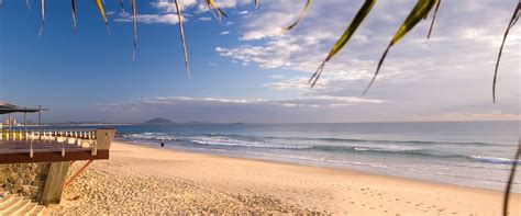 Sunshine Coast Beachfront Accommodation - Breeze Mooloolaba