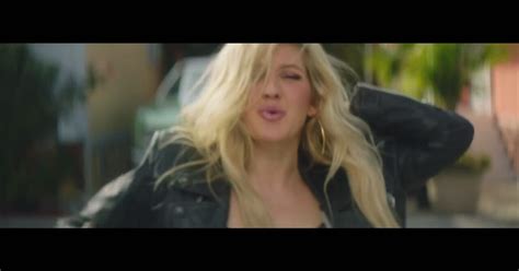 Calvin Harris - Outside Ft. Ellie Goulding Dinle | İzlesene.com