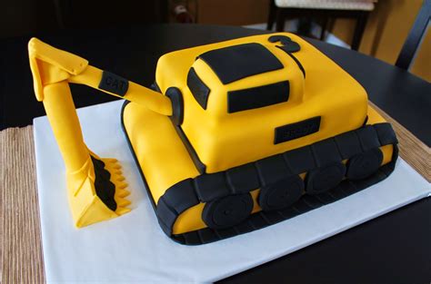 Creative Cakes by Lynn: Excavator cake & construction cupcakes