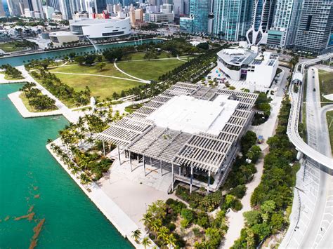 Pérez Art Museum Miami (PAMM) - DeckTight