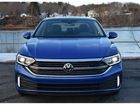 2023 Volkswagen Jetta: 120 Exterior Photos | U.S. News